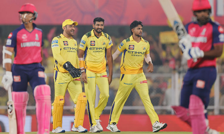 2021-ம் ஆண்டுக்குப்பின் சேசிங்கில் தொடர்ந்து சொதப்பும் சென்னை சூப்பர் கிங்ஸ்