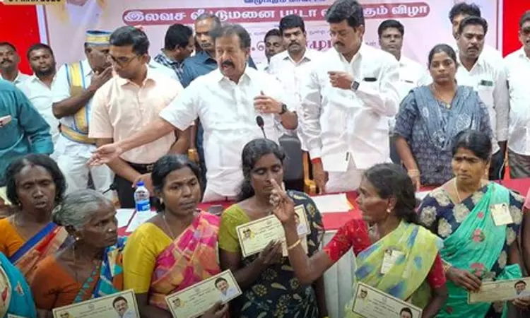 விழுப்புரம் அருகே பவர் ஹவுஸ் பகுதியில் சாலையீரம்... ... இன்றைய முக்கிய செய்திகள் சில வரிகளில்.. 31-03-2025 விழுப்புரம் அருகே பவர் ஹவுஸ் பகுதியில் சாலையீரம்... ... இன்றைய முக்கிய செய்திகள் சில வரிகளில்.. 31-03-2025