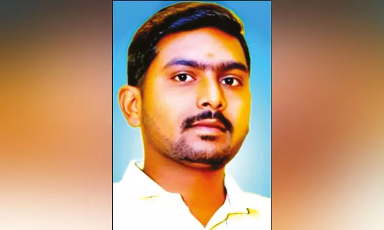 ஆன்லைன் சூதாட்டத்தில் பணத்தை இழந்த வாலிபர் தற்கொலை