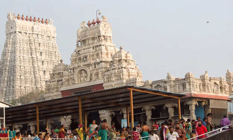 திருச்செந்தூர் கோவிலில் 3 நாட்களுக்கு சிறப்பு தரிசனம் ரத்து