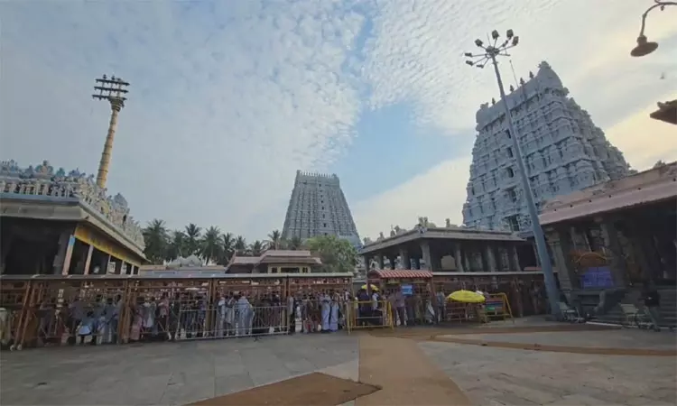 திருவண்ணாமலை அண்ணாமலையார் கோவிலில் அதிகாலை முதலே... ... இன்றைய முக்கிய செய்திகள் சிலவரிகளில்.. 06-04-2025 திருவண்ணாமலை அண்ணாமலையார் கோவிலில் அதிகாலை முதலே... ... இன்றைய முக்கிய செய்திகள் சிலவரிகளில்.. 06-04-2025