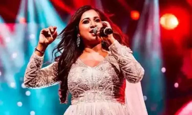 ஏஐ புகைப்படங்களுடன் வெளியாகும் போலி விளம்பரங்கள் குறித்து எச்சரித்த ஸ்ரேயா கோஷல்