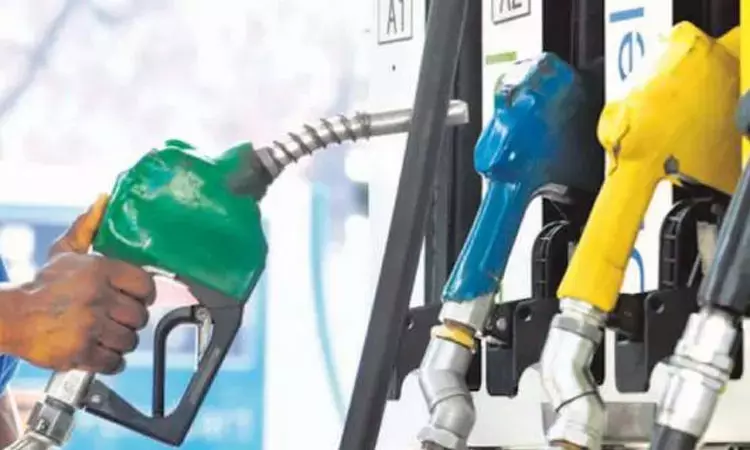 சென்னையில் இன்றைய பெட்ரோல், டீசல் விலை நிலவரம் சென்னையில் இன்றைய பெட்ரோல், டீசல் விலை நிலவரம்