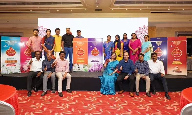 காளீஸ்வரி நிறுவனத்தின் தீபம் அகர்பத்தி அறிமுகம் காளீஸ்வரி நிறுவனத்தின் தீபம் அகர்பத்தி அறிமுகம்