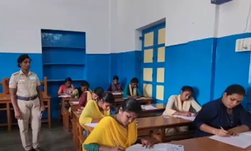 எஸ்.ஐ. தேர்வு தொடர்பான வழக்கு - சீருடை பணியாளர் தேர்வாணையம் பதிலளிக்க கோர்ட்டு உத்தரவு எஸ்.ஐ. தேர்வு தொடர்பான வழக்கு - சீருடை பணியாளர் தேர்வாணையம் பதிலளிக்க கோர்ட்டு உத்தரவு