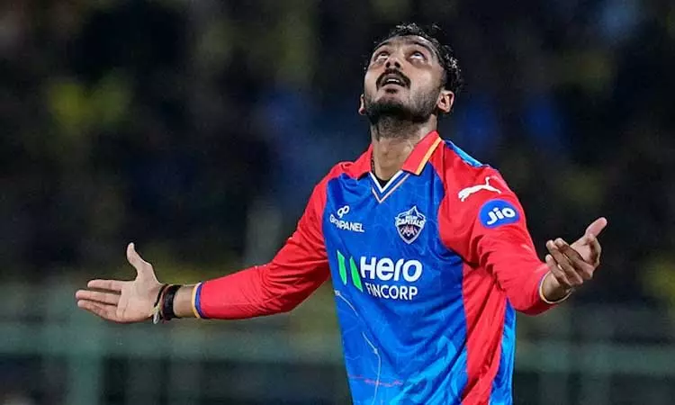 ஐ.பி.எல்.: டெல்லி கேப்பிடல்ஸ் கேப்டன் அக்சர் படேலுக்கு அபராதம்.. என்ன நடந்தது..?