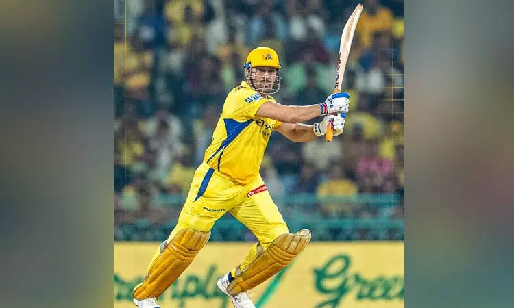 ஐ.பி.எல். தொடரில் மற்றொரு வரலாற்று சாதனை படைத்த தோனி