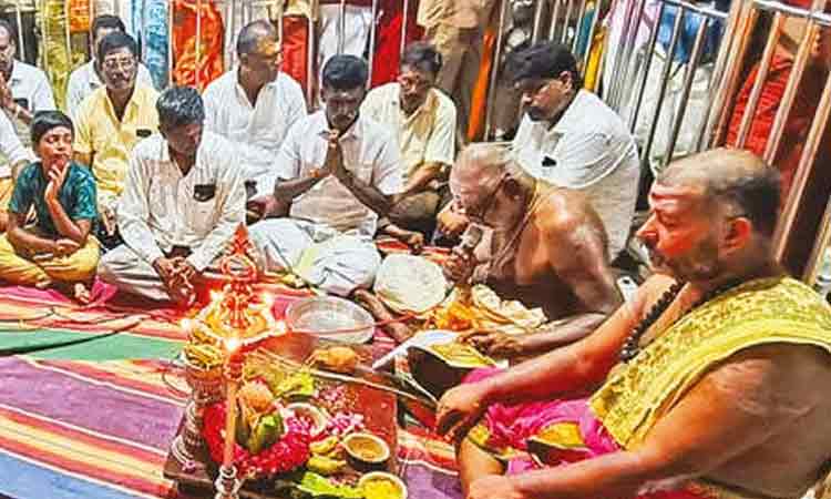 இந்தாண்டில் அதிக மழை இருக்கும்: ராமேசுவரம் கோவிலில் வாசித்த பஞ்சாங்கத்தில் தகவல்