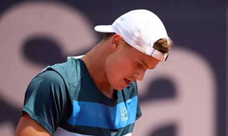 பார்சிலோனா ஓபன் டென்னிஸ்: ஹோல்கர் ருனே இறுதிப்போட்டிக்கு முன்னேற்றம்