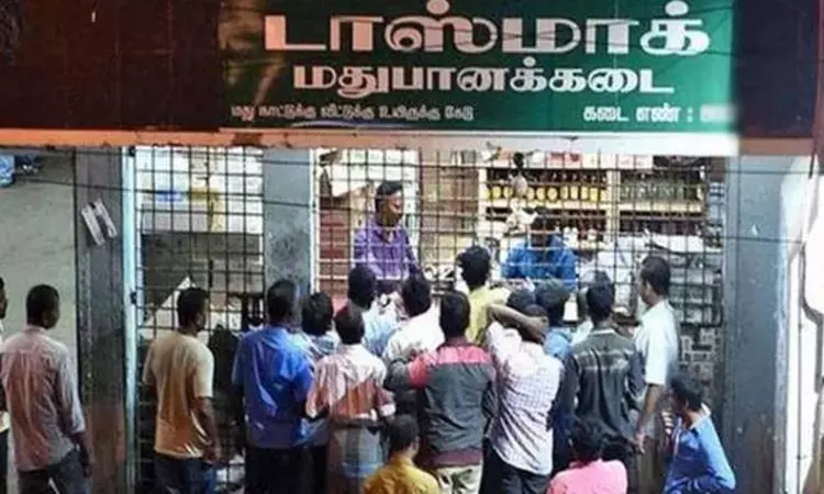 தமிழ்நாட்டில் டாஸ்மாக் வருவாய் கடந்த ஆண்டை விட ரூ.2,489 கோடி அதிகரிப்பு