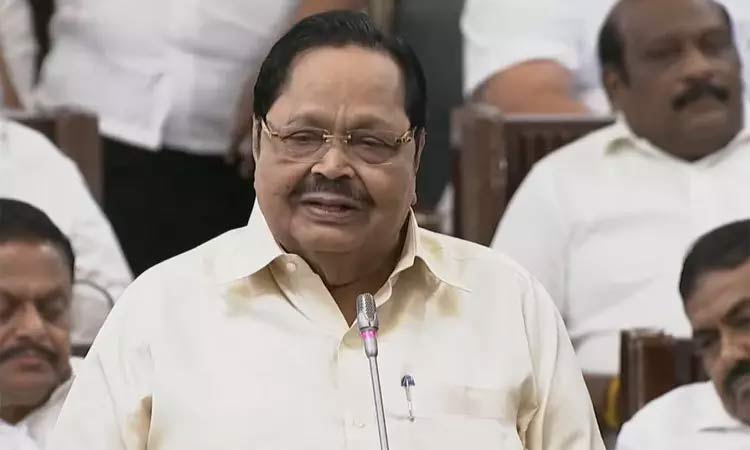 அரசு நிலத்தில் அனுமதியின்றி மணல் எடுத்தவர்கள் மீது நடவடிக்கை; அமைச்சர் துரைமுருகன்