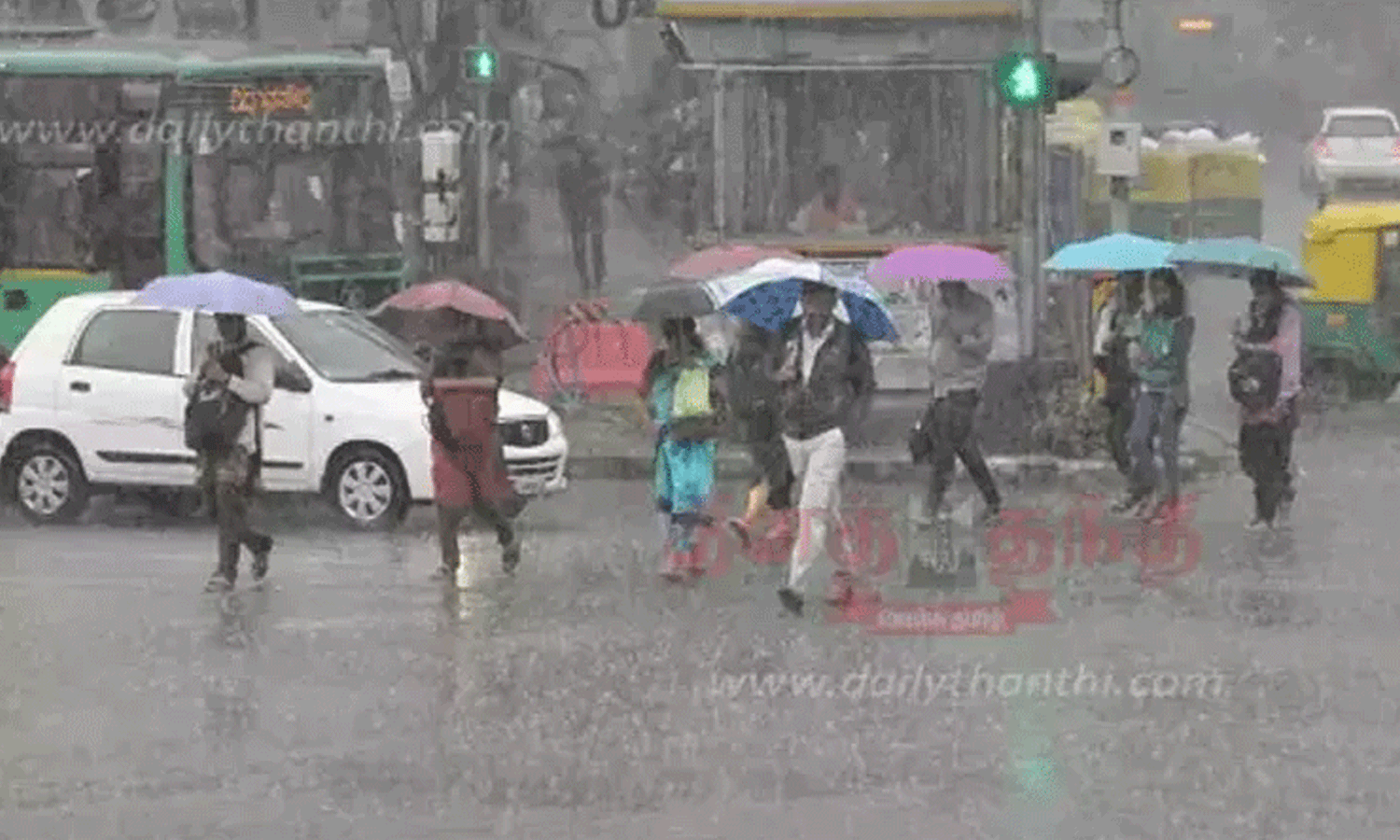 6 மாவட்டங்களில் மதியம் 1 மணி வரை மழைக்கு வாய்ப்பு