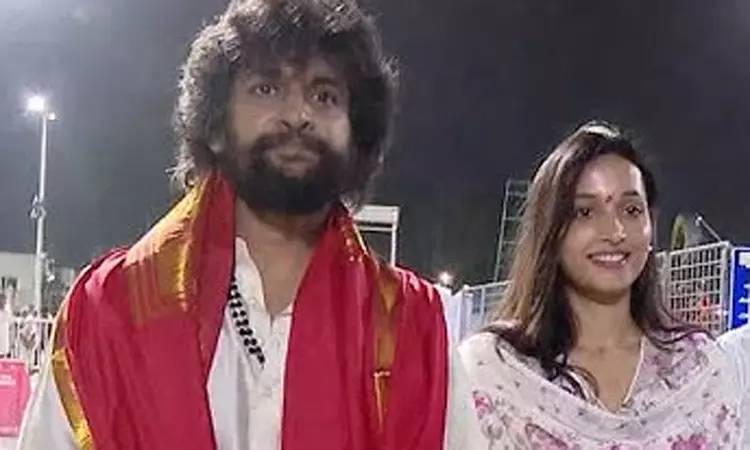 கேஜிஎப் பட நடிகையுடன் திருப்பதியில் சாமி தரிசனம்... ... இன்றைய முக்கிய செய்திகள்.. சில வரிகளில் 27-04-2025 கேஜிஎப் பட நடிகையுடன் திருப்பதியில் சாமி தரிசனம்... ... இன்றைய முக்கிய செய்திகள்.. சில வரிகளில் 27-04-2025