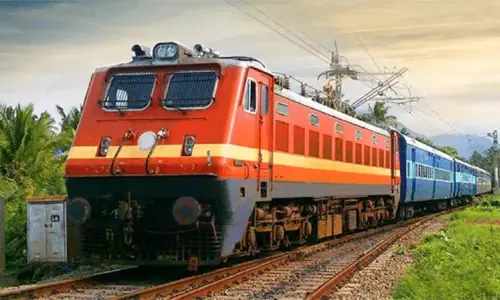 மதுரை - பெங்களூரு இடையே கோடைகால சிறப்பு ரெயில் இயக்கம்