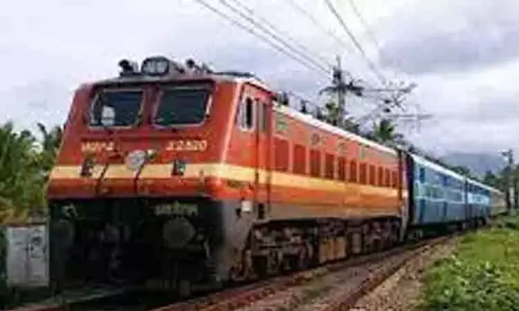 பராமரிப்பு பணி: திருச்சி வழியாக செல்லும் ரெயில் சேவைகளில் மாற்றம் பராமரிப்பு பணி: திருச்சி வழியாக செல்லும் ரெயில் சேவைகளில் மாற்றம்