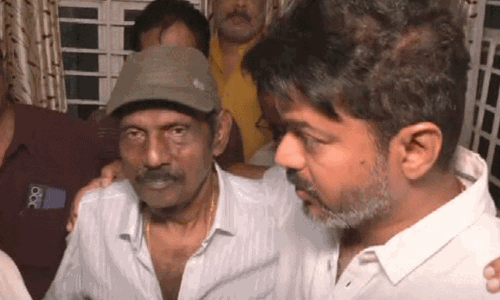 நடிகர் கவுண்டமணியின் மனைவி மறைவு: விஜய் நேரில் அஞ்சலி