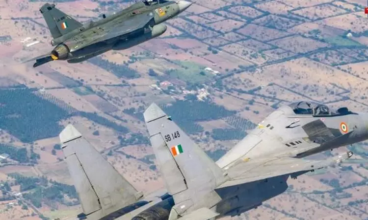 பாகிஸ்தானின் தாக்குதலை எதிர்கொள்ள தயார் நிலையில் ... ... பயங்கரவாத தாக்குதல் இனியும் நடைபெறாமல் இருக்கவே ஆபரேஷன் சிந்தூர் - ராணுவ அதிகாரிகள் விளக்கம் பாகிஸ்தானின் தாக்குதலை எதிர்கொள்ள தயார் நிலையில் ... ... பயங்கரவாத தாக்குதல் இனியும் நடைபெறாமல் இருக்கவே ஆபரேஷன் சிந்தூர் - ராணுவ அதிகாரிகள் விளக்கம்