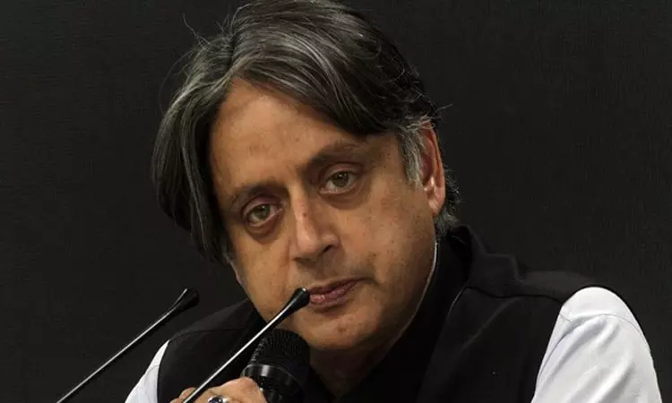 ஆபரேஷன் சிந்தூர் நடவடிக்கை:  மத்திய அரசுக்கு சசி தரூர் பாராட்டு