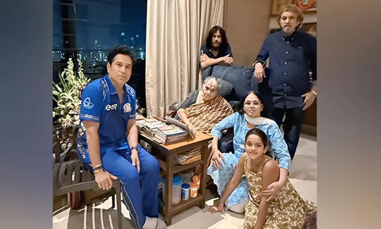 அன்னையர் தினம்: சச்சின் தெண்டுல்கர் நெகிழ்ச்சி பதிவு