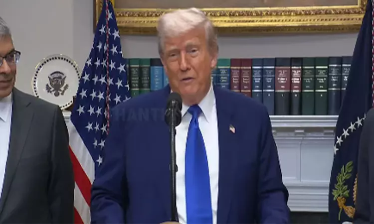 இந்தியா-பாகிஸ்தான் இடையிலான அணு ஆயுத போரை நிறுத்திவிட்டேன் - டொனால்டு டிரம்ப்