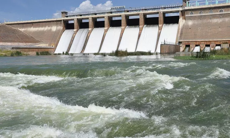 சித்திரை திருவிழா நிறைவு: வைகை அணையில் தண்ணீர் திறப்பு நிறுத்தம்