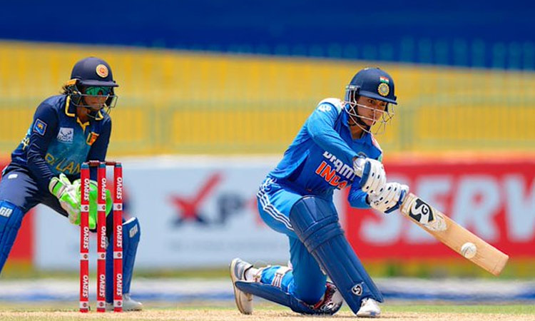 மகளிர் ஒருநாள் கிரிக்கெட் தரவரிசை: ஸ்மிருதி மந்தனா 2-வது இடத்துக்கு முன்னேற்றம்