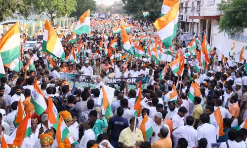 முப்படை  வீரர்களுக்கு நன்றி தெரிவித்து பா.ஜ.க. தேசிய கொடி யாத்திரை