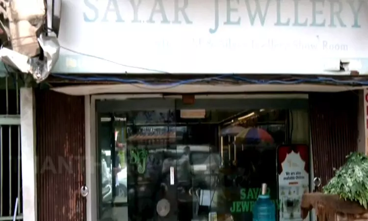 சென்னை சைதாப்பேட்டையில் நகைக்கடையில் 60 சவரன் நகை... ... இன்றைய முக்கிய செய்திகள் சில வரிகளில்...15-05-2025