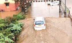 உதகையில் கனமழை