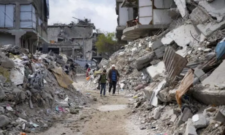 காசா முனையில் இஸ்ரேல் தாக்குதல்; 64 பேர் பலி