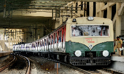 வேளச்சேரி- சென்னை கடற்கரை மின்சார ரெயில் இன்று ரத்து வேளச்சேரி- சென்னை கடற்கரை மின்சார ரெயில் இன்று ரத்து