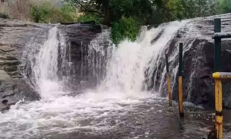 கும்பக்கரை அருவியில் குளிக்க தடை