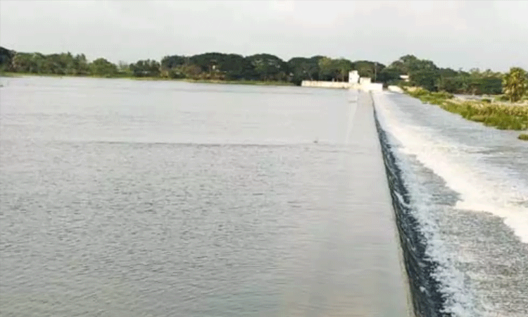 கே.ஆர்.பி. அணையில் தண்ணீர் திறப்பு அதிகரிப்பு: தென்பெண்ணை ஆற்றில் வெள்ளப்பெருக்கு