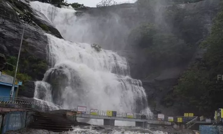 குற்றாலம் மெயின் அருவியில் குளிக்க தடை மேற்கு... ... இன்றைய முக்கிய செய்திகள் சில வரிகளில்.. 20-05-2025 குற்றாலம் மெயின் அருவியில் குளிக்க தடை மேற்கு... ... இன்றைய முக்கிய செய்திகள் சில வரிகளில்.. 20-05-2025