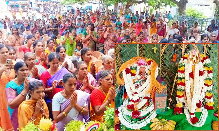 உடுமலை சின்ன வாளவாடி மாரியம்மன் கோவிலில் திருக்கல்யாண வைபவம்