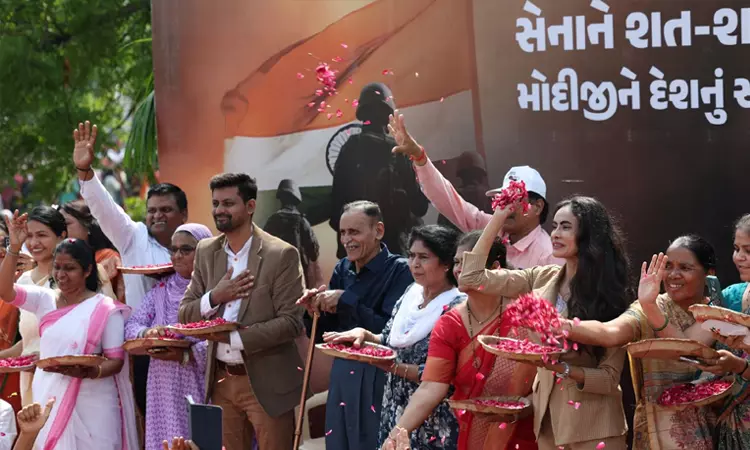 குஜராத்தில் பிரதமர் மோடி இன்றும் நாளையும் 2... ... இன்றைய முக்கிய செய்திகள் சில வரிகளில்.. 26-05-2025 குஜராத்தில் பிரதமர் மோடி இன்றும் நாளையும் 2... ... இன்றைய முக்கிய செய்திகள் சில வரிகளில்.. 26-05-2025