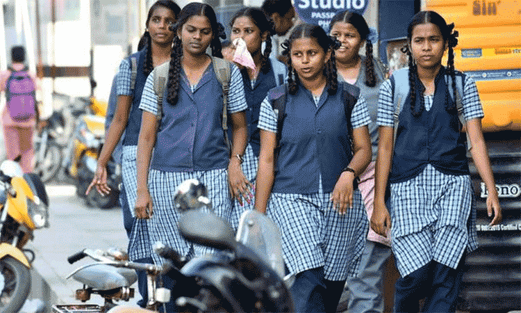 தமிழகத்தில் திட்டமிட்டப்படி ஜூன் 2ல் பள்ளிகள் திறக்கப்படும் -  பள்ளிக்கல்வித்துறை அறிவிப்பு