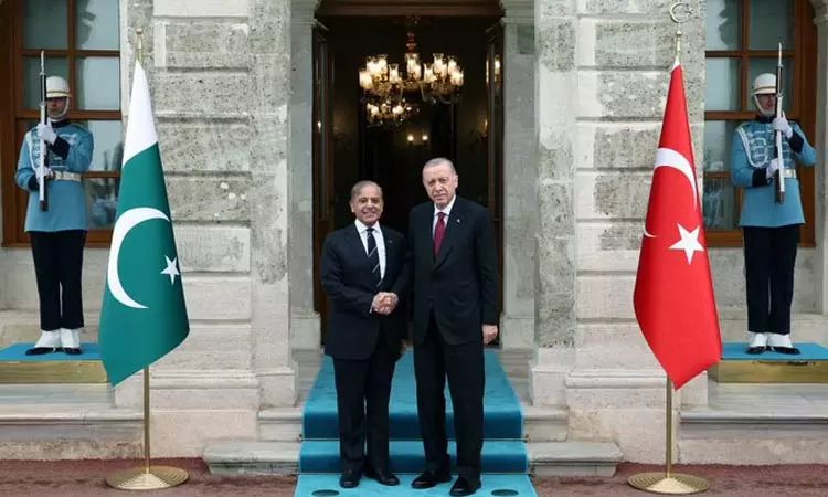 துருக்கி அதிபருடன் பாகிஸ்தான் பிரதமர் சந்திப்பு