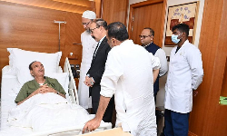 குலாம் நபி ஆசாதுக்கு திடீர் உடல்நலக்குறைவு குலாம் நபி ஆசாதுக்கு திடீர் உடல்நலக்குறைவு