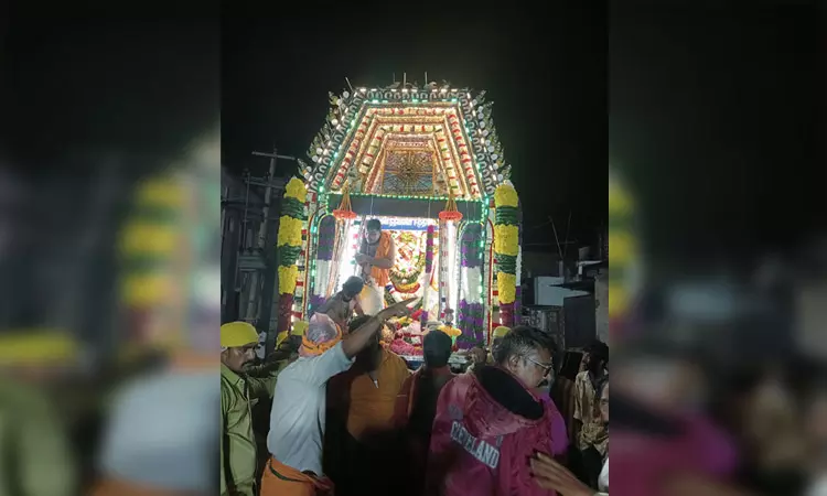 செங்கோட்டை நித்திய கல்யாணியம்மன் கோவில் சப்பர வீதி உலா செங்கோட்டை நித்திய கல்யாணியம்மன் கோவில் சப்பர வீதி உலா