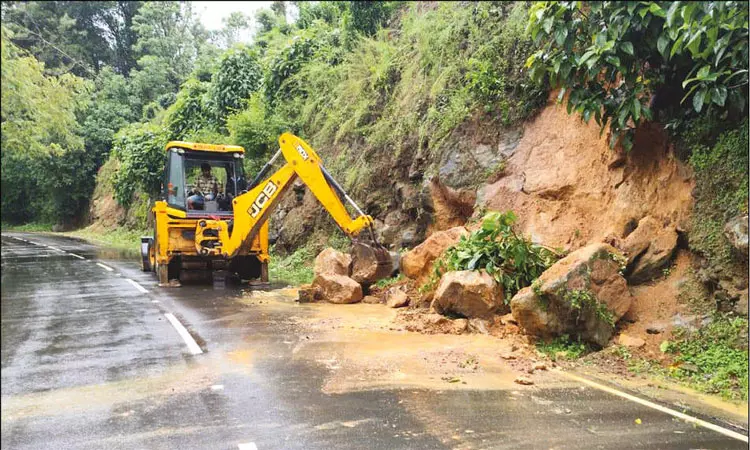இன்று 5 மாவட்டங்களில் மிக கனமழைக்கு வாய்ப்பு இன்று 5 மாவட்டங்களில் மிக கனமழைக்கு வாய்ப்பு