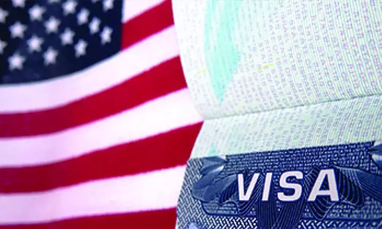 வெளிநாட்டு மாணவர் விசா நேர்காணல்களுக்கு தற்காலிக தடை:  அமெரிக்கா தடாலடி நடவடிக்கை