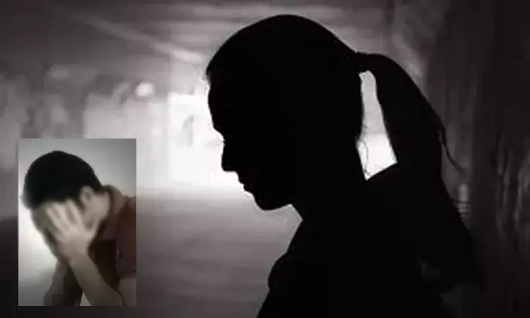 பெண் குளித்ததை பார்த்த வாலிபர்.. அடுத்து நடந்த சம்பவத்தால் விபரீதம்