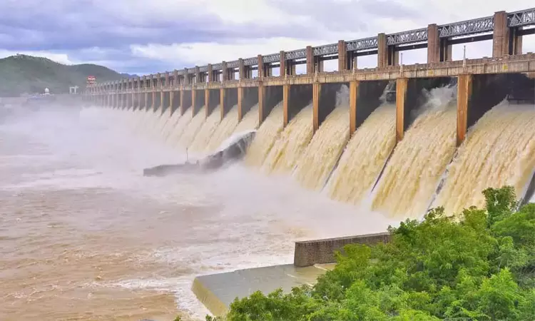 மேட்டூர் அணைக்கு வரும் நீரின் அளவு 4,927 கனஅடியாக அதிகரிப்பு