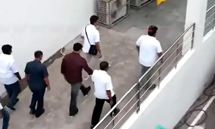 மாணவர்களுக்கு பாராட்டு விழா நடக்கும் மண்டபத்திற்கு... ... இன்றைய முக்கிய செய்திகள் சில வரிகளில்.. 30-05-2025 மாணவர்களுக்கு பாராட்டு விழா நடக்கும் மண்டபத்திற்கு... ... இன்றைய முக்கிய செய்திகள் சில வரிகளில்.. 30-05-2025