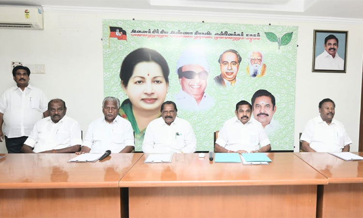 2 சீட் யாருக்கு? எடப்பாடி பழனிசாமி 2-வது நாளாக ஆலோசனை