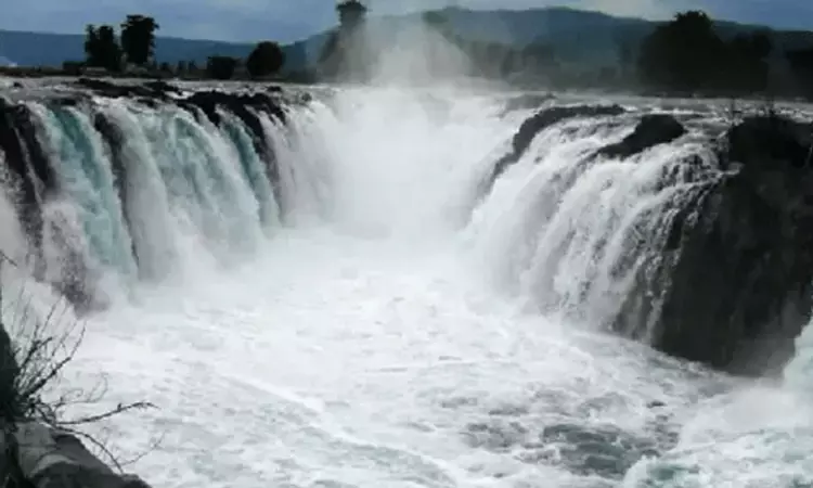 ஒகேனக்கல் காவிரி ஆற்றின் நீர்வரத்து அதிகரிப்பு