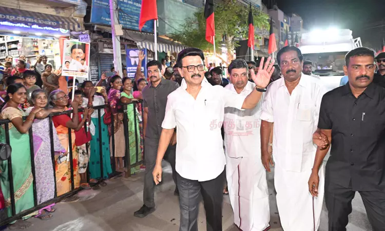 மதுரையின் முன்னாள் மேயர் முத்துவின் வெண்கல சிலையை திறந்து வைத்தார் முதல்-அமைச்சர் மு.க.ஸ்டாலின்