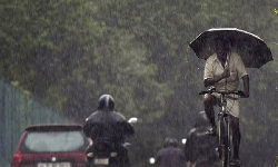 தமிழகத்தில் மிதமான மழைக்கு வாய்ப்பு