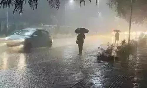 6 மாவட்டங்களில் இரவு 10 மணி வரை மழைக்கு வாய்ப்பு 6 மாவட்டங்களில் இரவு 10 மணி வரை மழைக்கு வாய்ப்பு